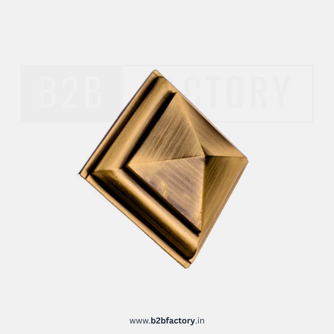 Brass Pyramid Royal Mirror Cap